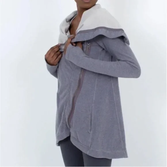 Lululemon Method Asymmetrical Black Wrap Jacket - Picture 3 of 11
